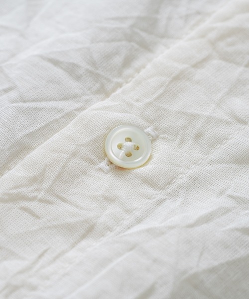 quadro（クオドロ）の「コットンラミーシャンブレースタンドシャツ（シャツ/ブラウス・メンズ・キナリ/ネイビー/グレー・FREE）」の9枚目の写真