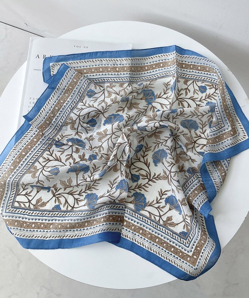 AS KNOW AS plus(アズノゥアズプラス)の「インド シルク混パネルスカーフ 60×60(バンダナ/スカーフ・レディース・C/D/E/F/A/H/B/G・FREE)」の11枚目の写真