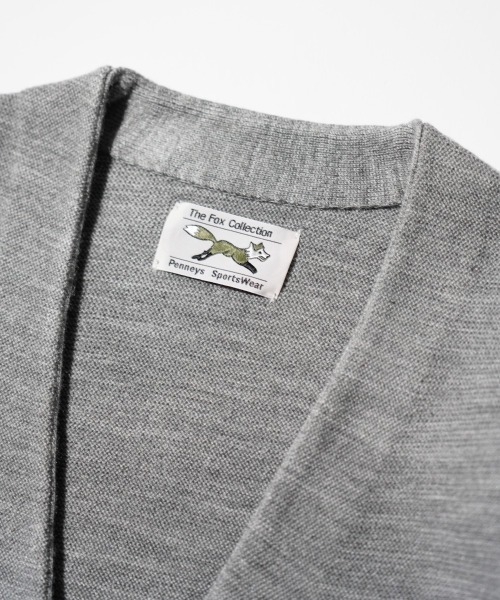 PENNEYS(ぺニーズ)の「PENNEY'S / ぺニーズ THE FOX ONE-POINT 80S CARDIGAN フォックス アクリルカーディガン(カーディガン/ボレロ・メンズ・ネイビー/ブラック/グレー・MEDIUM/LARGE/SMALL)」の7枚目の写真