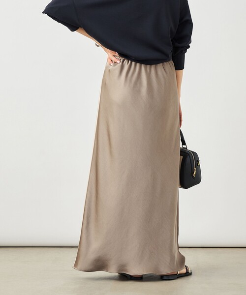 NOLLEY’S Sophi（ノーリーズソフィ）の「ウォッシャブルダブルサテンナロースカート（スカート・レディース・ブラック/カーキ/オフホワイト・38/36）」の16枚目の写真