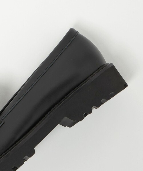 UNITED ARROWS(ユナイテッドアローズ)の「イミテーションパール スタッズ ローファー(ローファー・レディース・ブラック・37/38/35h/37h/35/36/36h)」の13枚目の写真