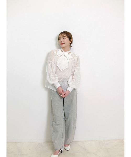 CHhdmn(シーエイチヒデモン)の「ボウタイブラウス / ドットジャガード シアーシフォン ボリューム袖 3WAYリボン 秋冬(シャツ/ブラウス・レディース・ライトブルー/ブラック/ベージュ/ホワイト・M/L)」の11枚目の写真