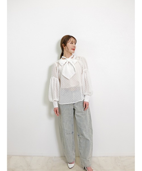 CHhdmn(シーエイチヒデモン)の「ボウタイブラウス / ドットジャガード シアーシフォン ボリューム袖 3WAYリボン 秋冬(シャツ/ブラウス・レディース・ライトブルー/ブラック/ベージュ/ホワイト・M/L)」の12枚目の写真