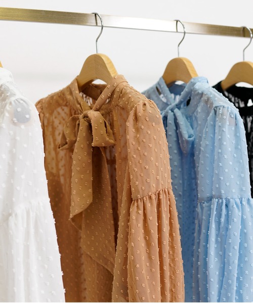 CHhdmn(シーエイチヒデモン)の「ボウタイブラウス / ドットジャガード シアーシフォン ボリューム袖 3WAYリボン 秋冬(シャツ/ブラウス・レディース・ライトブルー/ブラック/ベージュ/ホワイト・M/L)」の6枚目の写真