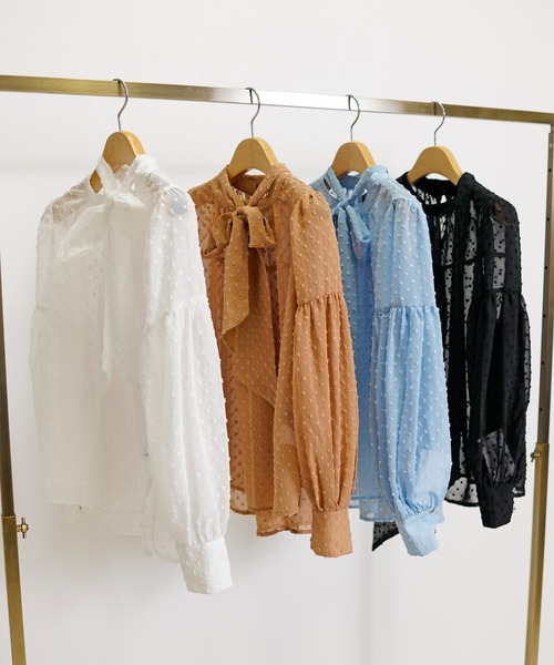 CHhdmn(シーエイチヒデモン)の「ボウタイブラウス / ドットジャガード シアーシフォン ボリューム袖 3WAYリボン 秋冬(シャツ/ブラウス・レディース・ライトブルー/ブラック/ベージュ/ホワイト・M/L)」の7枚目の写真