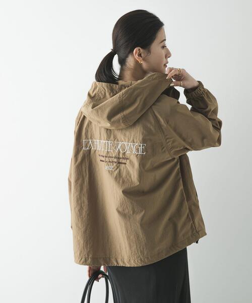URBAN RESEARCH(アーバンリサーチ)の「『別注』La Hutte×URBAN RESEARCH ナイロンブルゾン(ブルゾン・レディース・アイボリー/ブラウン/チャコールグレー・FREE)」の15枚目の写真
