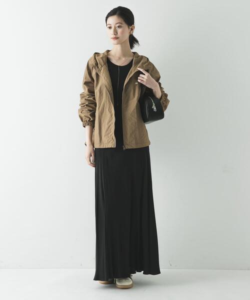 URBAN RESEARCH(アーバンリサーチ)の「『別注』La Hutte×URBAN RESEARCH ナイロンブルゾン(ブルゾン・レディース・アイボリー/ブラウン/チャコールグレー・FREE)」の17枚目の写真