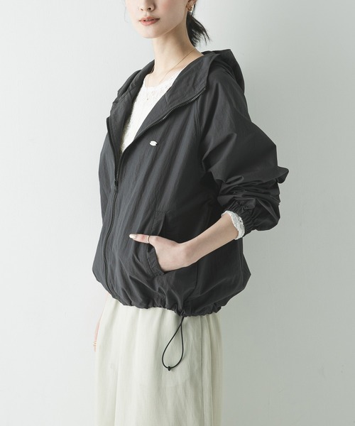 URBAN RESEARCH（アーバンリサーチ）の「『別注』La Hutte×URBAN RESEARCH　ナイロンブルゾン（ブルゾン・レディース・アイボリー/ブラウン/チャコールグレー・FREE）」の9枚目の写真