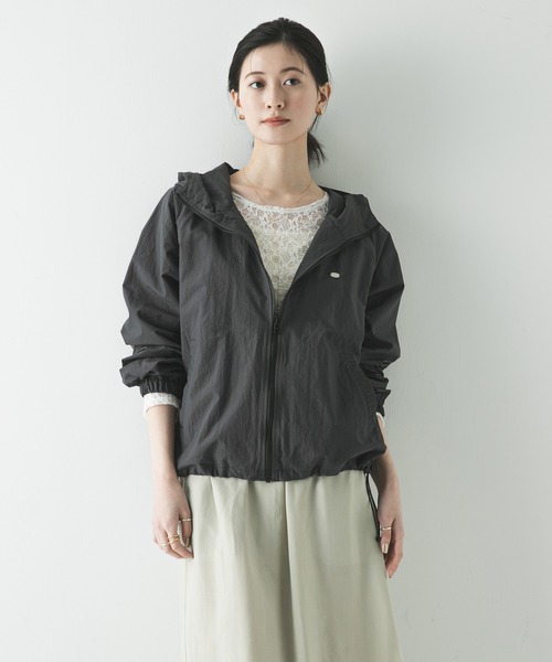 URBAN RESEARCH（アーバンリサーチ）の「『別注』La Hutte×URBAN RESEARCH　ナイロンブルゾン（ブルゾン・レディース・アイボリー/ブラウン/チャコールグレー・FREE）」の12枚目の写真