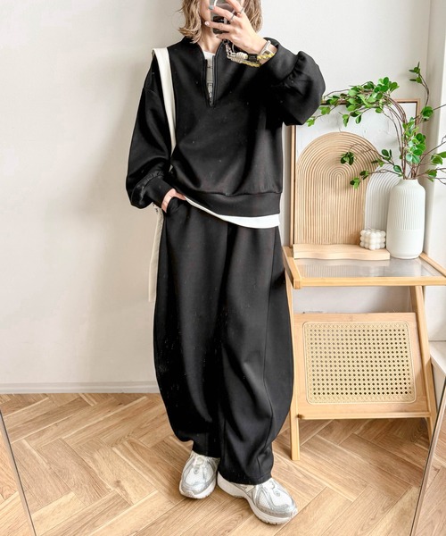 CURA CLOSET（キュラ クローゼット）の「【ema.217 select】ハーフジップ＆カーブパンツセットアップ（セットアップ・レディース・オフホワイト/ブラック/ブラウン/グレー・フリー/C）」の2枚目の写真