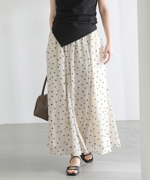 La TOTALITE（ラトータリテ）の「【洗える】麻ボイルドットスカート（スカート・レディース・ブラック/ベージュ・36/38）」の2枚目の写真