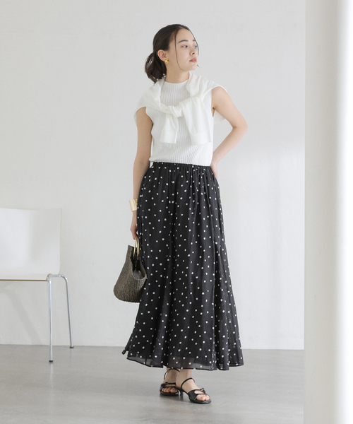 La TOTALITE(ラトータリテ)の「【洗える】麻ボイルドットスカート(スカート・レディース・ブラック/ベージュ・36/38)」の7枚目の写真