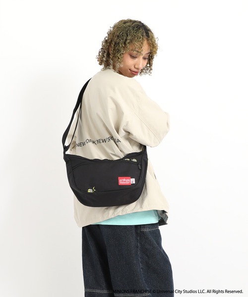 Manhattan Portage（マンハッタンポーテージ）の「Duet Shoulder Bag 500D CORDURA / MINIONS（ショルダーバッグ・レディース・ブラック・SMALL）」の14枚目の写真