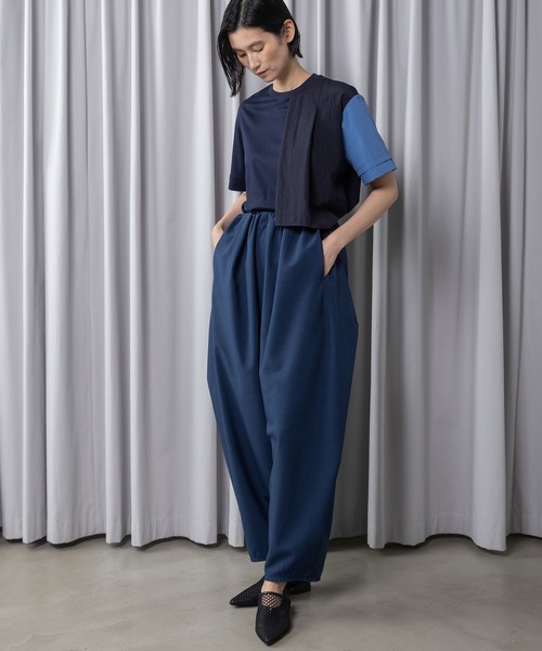 MARECHAL TERRE（マルシャルテル）の「【接触冷感 /UVカット/速乾性/吸汗性/抗ピリング】ワイドコクーンパンツ（その他パンツ・レディース・グレイッシュベージュ/ブラック/ブルー/チャコールグレー・MEDIUM）」の8枚目の写真