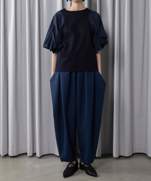 MARECHAL TERRE（マルシャルテル）の「【接触冷感 /UVカット/速乾性/吸汗性/抗ピリング】ワイドコクーンパンツ（その他パンツ・レディース・グレイッシュベージュ/ブラック/ブルー/チャコールグレー・MEDIUM）」の9枚目の写真