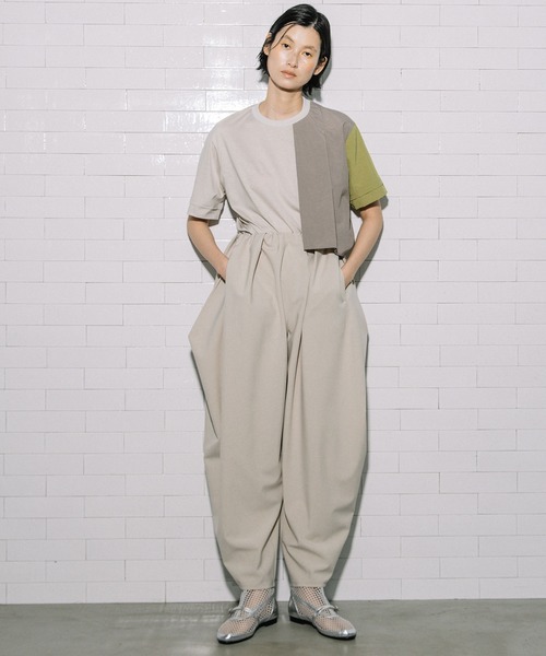 MARECHAL TERRE（マルシャルテル）の「【接触冷感 /UVカット/速乾性/吸汗性/抗ピリング】ワイドコクーンパンツ（その他パンツ・レディース・グレイッシュベージュ/ブラック/ブルー/チャコールグレー・MEDIUM）」の19枚目の写真