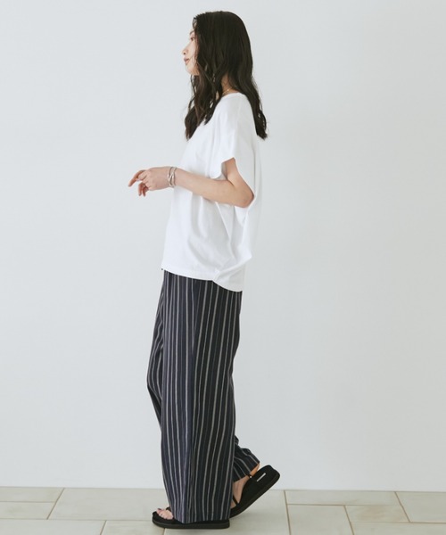Doux archives(ドゥアルシーヴ)の「袖タックドルマンTシャツ(Tシャツ/カットソー・レディース・チャコールグレー/キャメル/オフホワイト・FREE)」の8枚目の写真