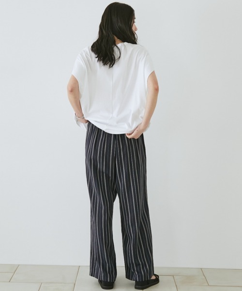 Doux archives(ドゥアルシーヴ)の「袖タックドルマンTシャツ(Tシャツ/カットソー・レディース・チャコールグレー/キャメル/オフホワイト・FREE)」の9枚目の写真