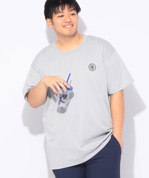 UNDER ARMOUR(アンダーアーマー)の「Tシャツ 半袖 HW PATCH SS メンズ 大きいサイズ LOOSE ヘビーウエイト パッチロゴ クルーネック カットソー UNDER ARMOUR (アンダーアーマー)(Tシャツ/カットソー・メンズ・グレー/ブルー・3XL/4XL/5XL)」の5枚目の写真