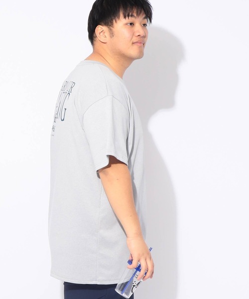 UNDER ARMOUR(アンダーアーマー)の「Tシャツ 半袖 HW PATCH SS メンズ 大きいサイズ LOOSE ヘビーウエイト パッチロゴ クルーネック カットソー UNDER ARMOUR (アンダーアーマー)(Tシャツ/カットソー・メンズ・グレー/ブルー・3XL/4XL/5XL)」の6枚目の写真