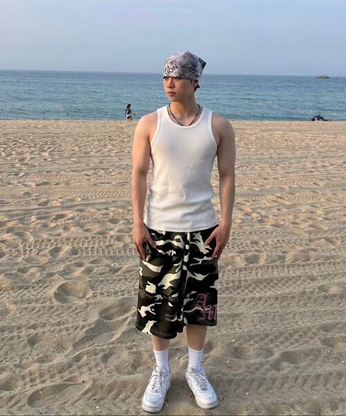 AMOU（アモウ）の「CAMO One Tuck Bermuda Pants Charcoal（その他パンツ・メンズ・その他・1/2）」の13枚目の写真