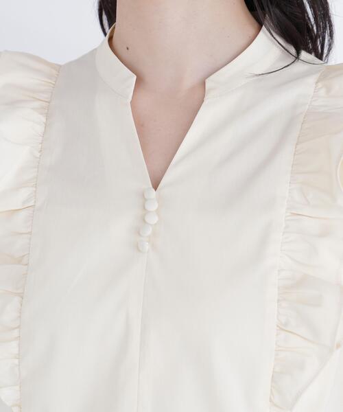 NATURAL BEAUTY BASIC(ナチュラルビューティーベーシック)の「ラッフルフレンチスリーブブラウス(シャツ/ブラウス・レディース・イエロー/ネイビー/ブルー・フリ-)」の17枚目の写真