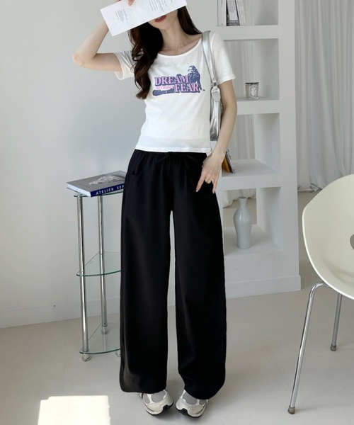 Ada.(エイダ)の「ヴィンテージライクグラフィック 半袖 コンパクト Tシャツ(Tシャツ/カットソー・レディース・ブラック/オフホワイト/チャコール/ネイビー・FREE)」の7枚目の写真