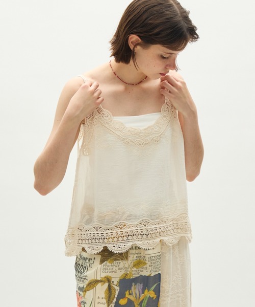 full/fill.（フルフィル）の「natural embroidery lace cami / ナチュラルエンブロイダリーレースキャミ（キャミソール・レディース・アイボリー/ホワイト・FREE）」の2枚目の写真