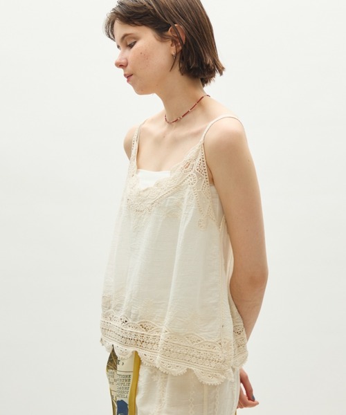 full/fill.（フルフィル）の「natural embroidery lace cami / ナチュラルエンブロイダリーレースキャミ（キャミソール・レディース・アイボリー/ホワイト・FREE）」の13枚目の写真