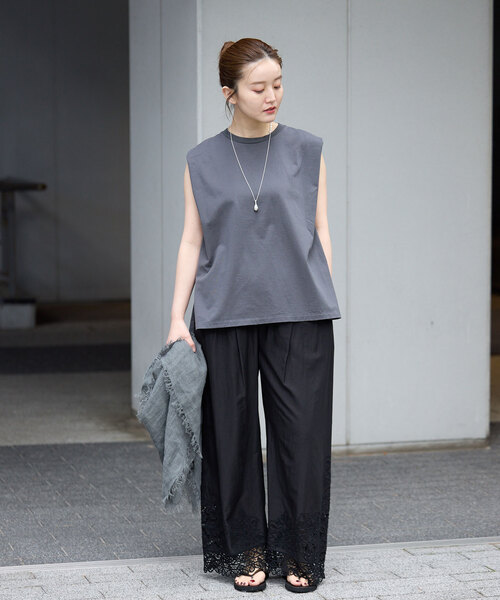 IENA(イエナ)の「《追加》カットワークレースパンツ(その他パンツ・レディース・ホワイト/ブラック・36/38)」の3枚目の写真