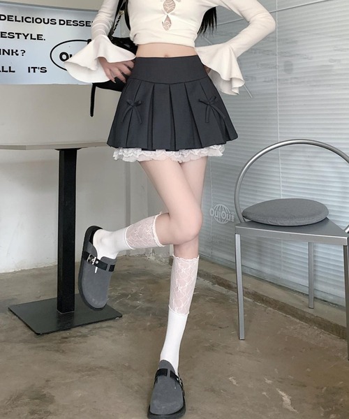 c.u.l(シーユーエル)の「フリル リボン インナーパンツ付き プリーツミニスカート culw920(スカート・レディース・ライトグレー/ブラック/ダークグレー・M/S)」の22枚目の写真