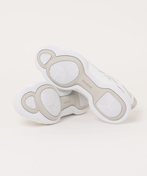 Reebok(リーボック)の「Reebok リーボック EASYTONE レディーススニーカー ウォーキングシューズ(イージートーン) 169099 100274314 ホワイト/ホワイト/グレー(スニーカー・レディース・ホワイト・22.5cm/23.0cm/23.5cm/24.0cm/24.5cm/25.0cm/25.5cm/26.0cm)」の3枚目の写真