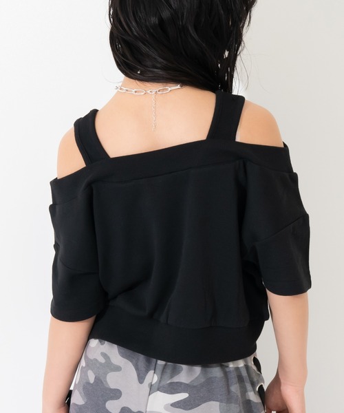 ANAP GiRL(アナップガール)の「カスレロゴ オフショル クロップド トップス Tシャツ(Tシャツ/カットソー・キッズ・ブラック/ライトグレー/レッド・XS/S/M)」の11枚目の写真