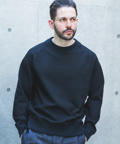 MR.OLIVE(ミスターオリーブ)の「HEAVY-DUTY COTTON / FLAT SEAMER BOTTLE NECK JERSEY /M263120(Tシャツ/カットソー・メンズ・ブラウン/ブラック・MEDIUM/SMALL/LARGE)」の1枚目の写真