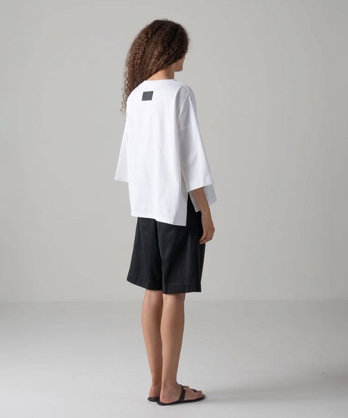 COGTHEBIGSMOKE(コグザビッグスモーク)の「【COGTHEBIGSMOKE/コグザビッグスモーク】NOELLA T SHIRT/クルーネック5分袖Tシャツ(Tシャツ/カットソー・レディース・ホワイト/ブラック・1)」の6枚目の写真