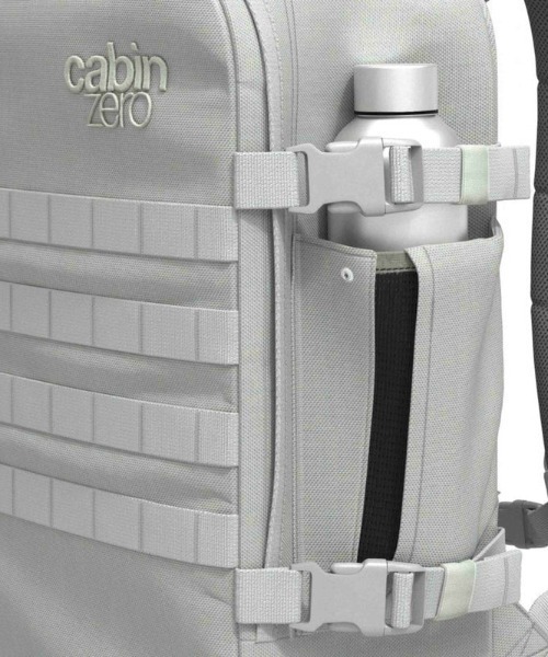 CABINZERO(キャビンゼロ)の「【CABINZERO/キャビンゼロ】 MILITARY 36L / バックパック リュック(バックパック/リュック・メンズ・ライトグレー/ワインレッド・FREE)」の8枚目の写真