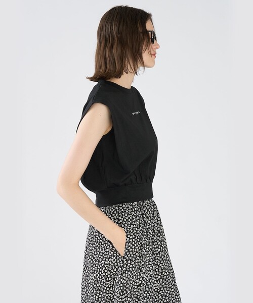 To b. by agnes b.（トゥービーバイアニエスベー）の「ロゴ コットン フレンチスリーブ トップス（Tシャツ/カットソー・レディース・ブラック・38）」の4枚目の写真