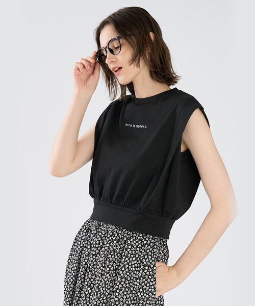 To b. by agnes b.（トゥービーバイアニエスベー）の「ロゴ コットン フレンチスリーブ トップス（Tシャツ/カットソー・レディース・ブラック・38）」の5枚目の写真
