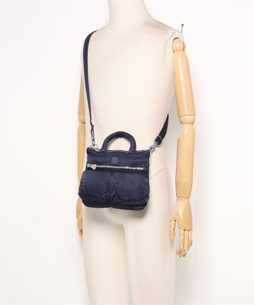 PORTER CLASSIC（ポータークラシック）の「【Porter Classic / ポータークラシック】 SUPER NYLON HELMET CASE MINI（ショルダーバッグ・メンズ・ブルー/ブラック・FREE）」の8枚目の写真
