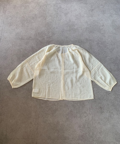 Teem Store(チームストア)の「クルーネックシアーシャツカーディガン(シャツ/ブラウス・レディース・ホワイト/パープル/イエロー/サックスブルー・F)」の7枚目の写真