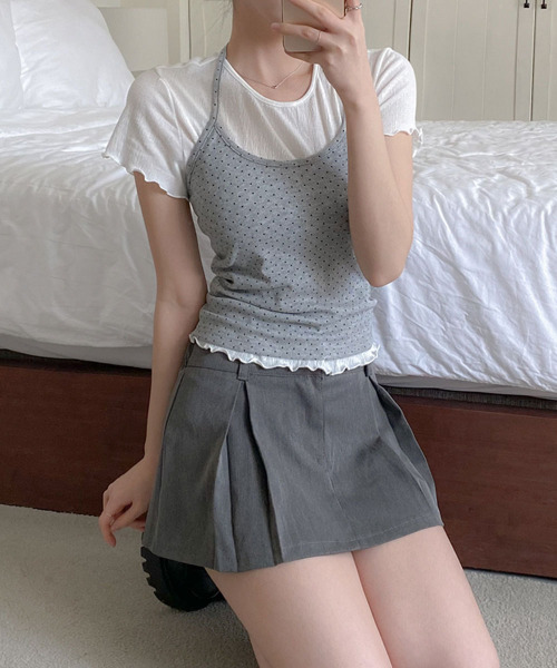 VIVID LADY(ビビッドレディー)の「ドット柄 ホルターネック トップス(キャミソール・レディース・ブラック/グレー/ホワイト・FREE)」の10枚目の写真