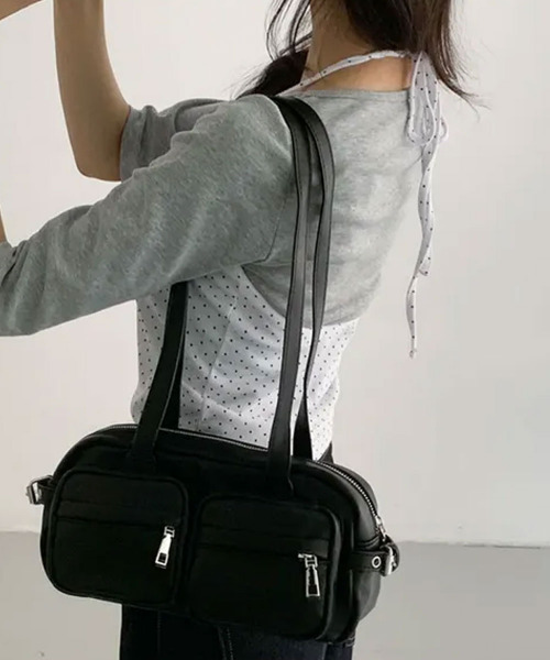 VIVID LADY(ビビッドレディー)の「ドット柄 ホルターネック トップス(キャミソール・レディース・ブラック/グレー/ホワイト・FREE)」の18枚目の写真
