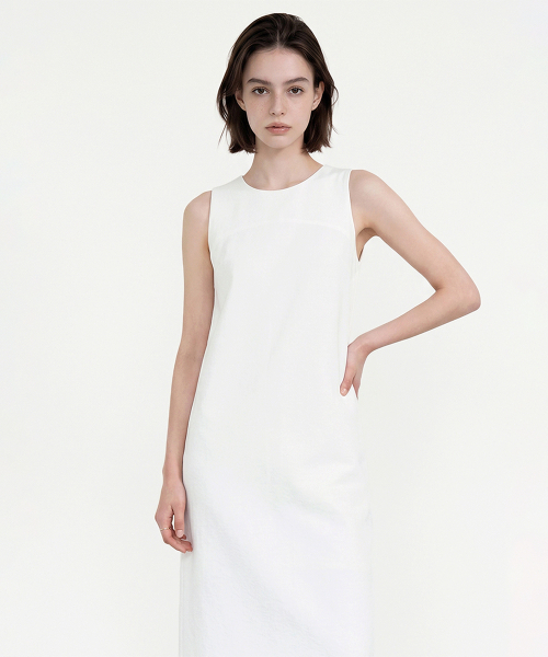 LOOKAST(ルックキャスト)の「アイリン コットンスリーブレスドレス_ホワイト / IRENE COTTON SLEEVELESS DRESS_WHITE(ワンピース・レディース・ホワイト・SMALL/MEDIUM)」の2枚目の写真
