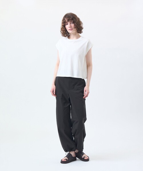 MACKINTOSH PHILOSOPHY(マッキントッシュ フィロソフィー)の「リネンミックスドルマンTシャツ(Tシャツ/カットソー・レディース・ブラウン系その他4/ピンク系その他2/ブラック/グリーン系その他/ライトブルー/パープル系その他/オフホワイト・38)」の8枚目の写真