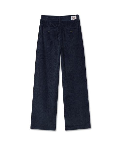 MICHIKO LONDON(ミチコ ロンドン)の「カーブドコーデュロイパンツディープネイビー(その他パンツ・レディース・その他・LARGE/MEDIUM/SMALL)」の4枚目の写真