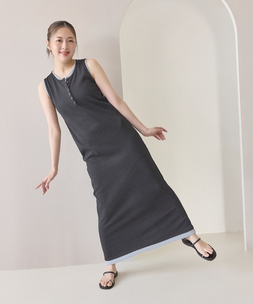 en CAnAF(エンカナフ)の「【一枚でこなれ見え】リブ ヘンリーネック レイヤード ノースリーブ ロングワンピース(ワンピース・レディース・グレー/モカ/ブラック・フリー)」の4枚目の写真