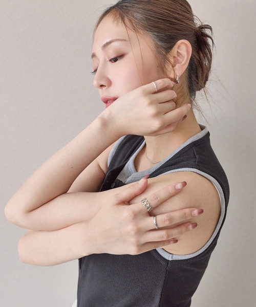 en CAnAF(エンカナフ)の「【一枚でこなれ見え】リブ ヘンリーネック レイヤード ノースリーブ ロングワンピース(ワンピース・レディース・グレー/モカ/ブラック・フリー)」の6枚目の写真