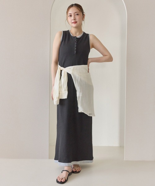 en CAnAF(エンカナフ)の「【一枚でこなれ見え】リブ ヘンリーネック レイヤード ノースリーブ ロングワンピース(ワンピース・レディース・グレー/モカ/ブラック・フリー)」の10枚目の写真