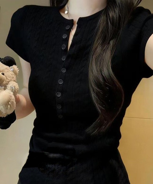 GLAMOROUS JANE(グラマラスジェーン)の「ケーブル編みヘンリーネック半袖ニット(ニット/セーター・レディース・オフホワイト/グレー/ブラック・FREE)」の7枚目の写真