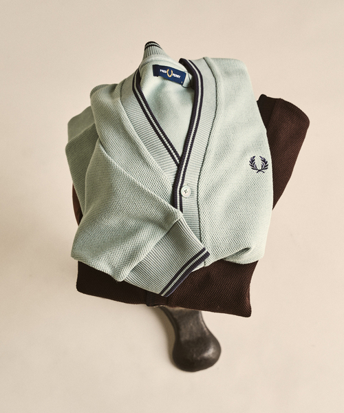 417 EDIFICE（フォーワンセブンエディフィス）の「FRED PERRY / フレッドペリー 417別注 ティップドカーディガン（カーディガン/ボレロ・メンズ・ブルー/ブラウン・MEDIUM/LARGE）」の13枚目の写真